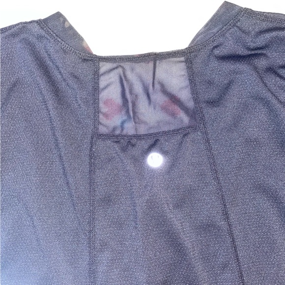 Lululemon Black Women's Top - Picture 4 of 5